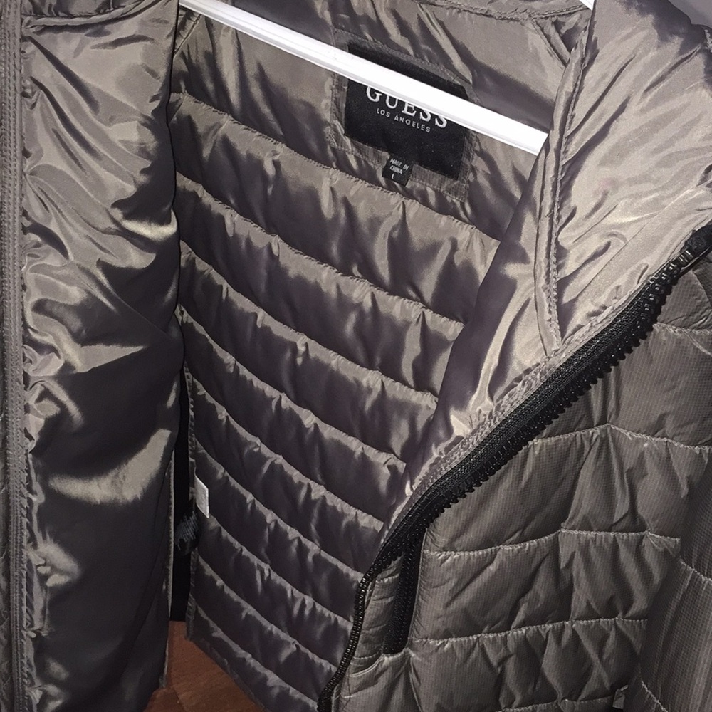 Guess jacket 🔥🔥 - Picture 6 of 6